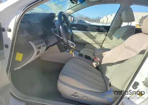 2011 Subaru Legacy 2.5I Premium from USA, damaged, VIN 4S3BMBC62B3250141